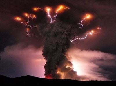 Volcanic lightning